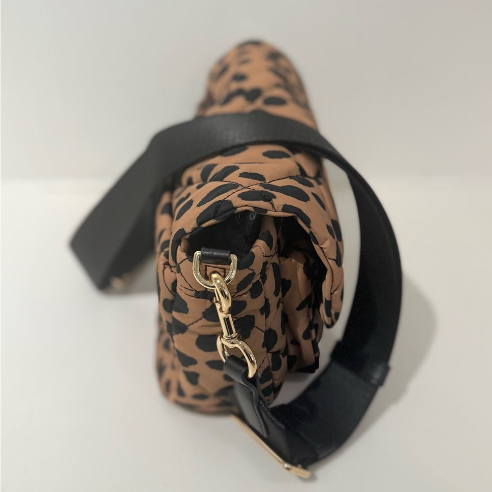 NWT Marc Jacobs quilted messenger bag - Picture 2 of 8